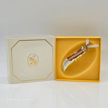 Lade das Bild in den Galerie-Viewer, SWAROVSKI SCS Jahresausgabe Feder Ornament 2024 Annual Edition 5685480