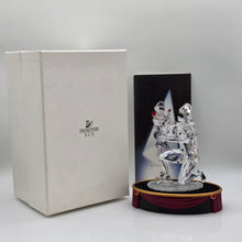 Lade das Bild in den Galerie-Viewer, SWAROVSKI SCS Jahresfigur 2001 Harlekin mit Namenschild und Gratis-Sockel 200100