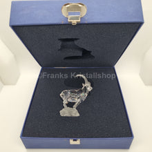 Lade das Bild in den Galerie-Viewer, SWAROVSKI Alpensteinbock 275439 oU