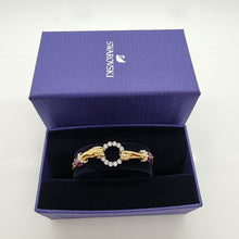 Lade das Bild in den Galerie-Viewer, SWAROVSKI Armband Tarot Magic Hands Größe M Vergoldet 5490914