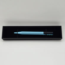 Lade das Bild in den Galerie-Viewer, SWAROVSKI Atelier Swarovski Kugelschreiber Hellblau 5572432
