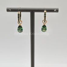 Lade das Bild in den Galerie-Viewer, SWAROVSKI Attract Drop-Ohrhänger, Grün, Goldlegierungsschicht 5723564