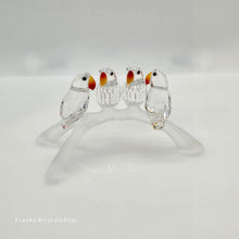 Lade das Bild in den Galerie-Viewer, SWAROVSKI Baby Lovbirds Papageien 199123