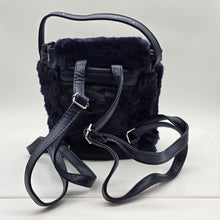 Lade das Bild in den Galerie-Viewer, SWAROVSKI Blauer Rucksack GWP 5458099