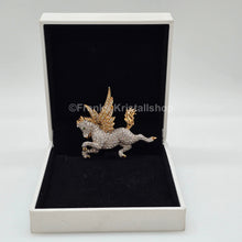Lade das Bild in den Galerie-Viewer, SWAROVSKI SCS Brosche Pegasus
