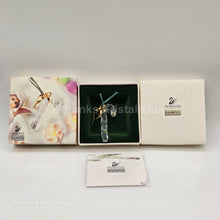 Lade das Bild in den Galerie-Viewer, SWAROVSKI Christmas Memories Zuckerstangen Ornament 209451