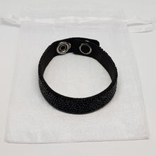 Lade das Bild in den Galerie-Viewer, SWAROVSKI Crystal Rock Armband Schwarz