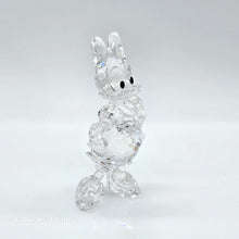 Lade das Bild in den Galerie-Viewer, SWAROVSKI Disney Daisy Duck 687320