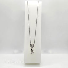 Lade das Bild in den Galerie-Viewer, SWAROVSKI DISNEY Mickey Mouse Hängend Halskette 5668780