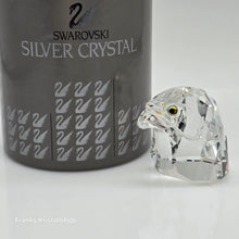 Lade das Bild in den Galerie-Viewer, SWAROVSKI Falkenkopf Klein 013829