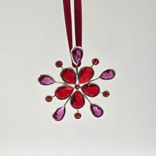 Lade das Bild in den Galerie-Viewer, SWAROVSKI Fenster Ornament Rot 674122