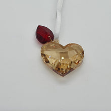 Lade das Bild in den Galerie-Viewer, SWAROVSKI Festliche Herzen Ornament 1001567