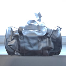 Lade das Bild in den Galerie-Viewer, SWAROVSKI Freizeit Tasche Schmetterling GWP 5419738