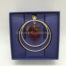 Lade das Bild in den Galerie-Viewer, SWAROVSKI Garden Tales Herbstblätter Ornament 5594494