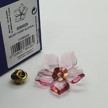 Lade das Bild in den Galerie-Viewer, SWAROVSKI Garden Tales Kirschblüte Magnet Brosche Groß 5580026