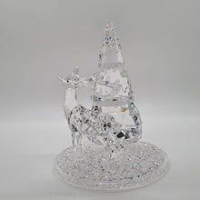 Lade das Bild in den Galerie-Viewer, SWAROVSKI Glasglocke Tannenbaum + Hirsch 5403173