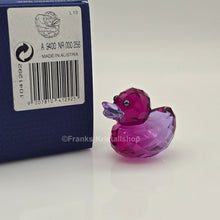 Lade das Bild in den Galerie-Viewer, SWAROVSKI Happy Duck Lovable Lila 1041292