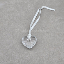 Lade das Bild in den Galerie-Viewer, SWAROVSKI Herz Ornament 5198540