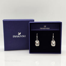 Lade das Bild in den Galerie-Viewer, SWAROVSKI Holding Drop-Ohrhänger Ohrringe Weiß, Rhodiniert 5528487