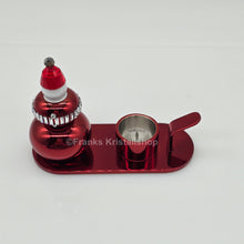 Lade das Bild in den Galerie-Viewer, SWAROVSKI Holiday Cheers Weihnachtsmann Kerzenhalter 5596392