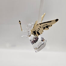 Lade das Bild in den Galerie-Viewer, SWAROVSKI Holiday Magic Engel Ornament 5657008