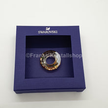 Lade das Bild in den Galerie-Viewer, SWAROVSKI Holiday Cheers Lebkuchen Donut Magnet 5596371
