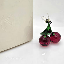 Lade das Bild in den Galerie-Viewer, SWAROVSKI Idyllia Biene und Kirsche 5667550