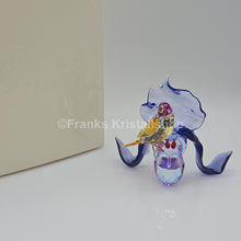 Lade das Bild in den Galerie-Viewer, SWAROVSKI Idyllia Gouldamadine und Orchidee 5675211