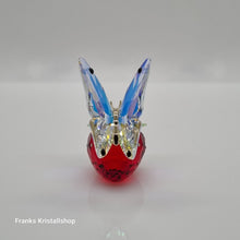 Lade das Bild in den Galerie-Viewer, SWAROVSKI Idyllia Schmetterling und Erdbeere Paradise 5666846