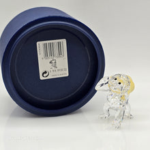 Lade das Bild in den Galerie-Viewer, SWAROVSKI Junger Gorilla mit Bananen 273394