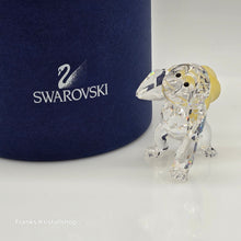 Lade das Bild in den Galerie-Viewer, SWAROVSKI Junger Gorilla mit Bananen 273394