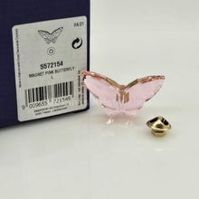 Lade das Bild in den Galerie-Viewer, SWAROVSKI Jungle Beats Schmetterling Magnet Brosche Pink Groß 5572154