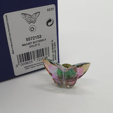 Lade das Bild in den Galerie-Viewer, SWAROVSKI Jungle Beats Schmetterling Magnet Brosche Violett Klein 5572153