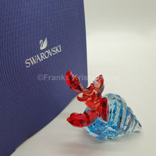 Lade das Bild in den Galerie-Viewer, SWAROVSKI Disney Krabbe Sebastian - Arielle, die Meerjungfrau 5552918