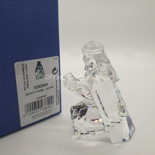 Lade das Bild in den Galerie-Viewer, SWAROVSKI Weihnachtskrippe Caspar Heilige Drei Könige 5393840