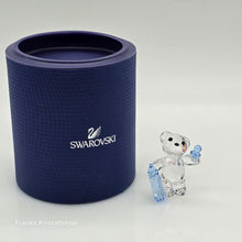 Lade das Bild in den Galerie-Viewer, SWAROVSKI Kris Bär Ein Junge 905790