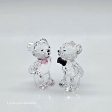 Lade das Bild in den Galerie-Viewer, SWAROVSKI Kris Bär Der erste Kuss First Kiss 1114098