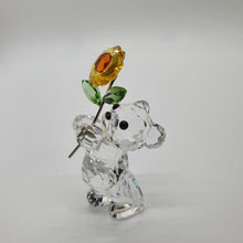 Lade das Bild in den Galerie-Viewer, SWAROVSKI Kris Bär Eine Sonnenblume für Dich Version 1 842934