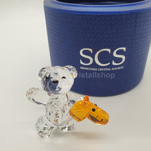 Lade das Bild in den Galerie-Viewer, SWAROVSKI SCS Kris Bär Hoppe Reiter Let's Ride 5098309