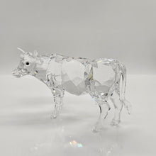 Lade das Bild in den Galerie-Viewer, SWAROVSKI Kuh 905775 oU