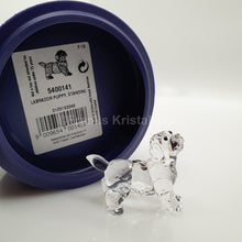 Lade das Bild in den Galerie-Viewer, SWAROVSKI Labrador Welpe Stehend 5400141