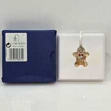 Lade das Bild in den Galerie-Viewer, SWAROVSKI Funkelnder Lebkuchenmann Ornament 1096031
