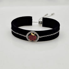 Lade das Bild in den Galerie-Viewer, SWAROVSKI Lena Apple Armband Größe M Apfel Rot, Rhodiniert 5394512