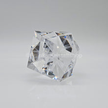 Lade das Bild in den Galerie-Viewer, SWAROVSKI Daniel Libeskind Eternal Star Standing Ornament Medium Rockefeller 5488301