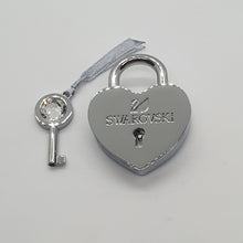 Lade das Bild in den Galerie-Viewer, SWAROVSKI Herz Schloss mit Schlüssel Liebesschloss 5234567
