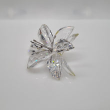 Lade das Bild in den Galerie-Viewer, SWAROVSKI Blumenträume Lilie 5117446