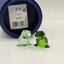 Lade das Bild in den Galerie-Viewer, SWAROVSKI Lovlots - Frösche Angelo & Angelina 5136524