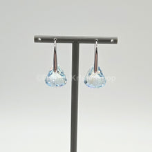 Lade das Bild in den Galerie-Viewer, Swarovski Lunar Drop-Ohrhänger Blau, Rhodiniert 5717560