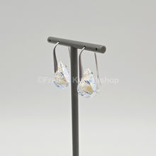 Lade das Bild in den Galerie-Viewer, Swarovski Lunar Drop-Ohrhänger Grau/Klar, Rhodiniert 5717564