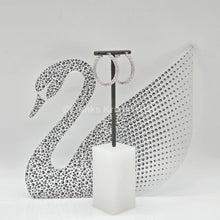 Lade das Bild in den Galerie-Viewer, SWAROVSKI Matrix Kreolen Weiß, Rhodiniert 5647715